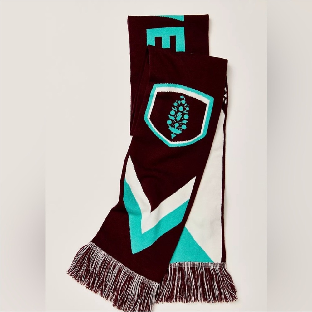 Free People FP Movement Big League Reversible Scarf - Picture 2 of 7